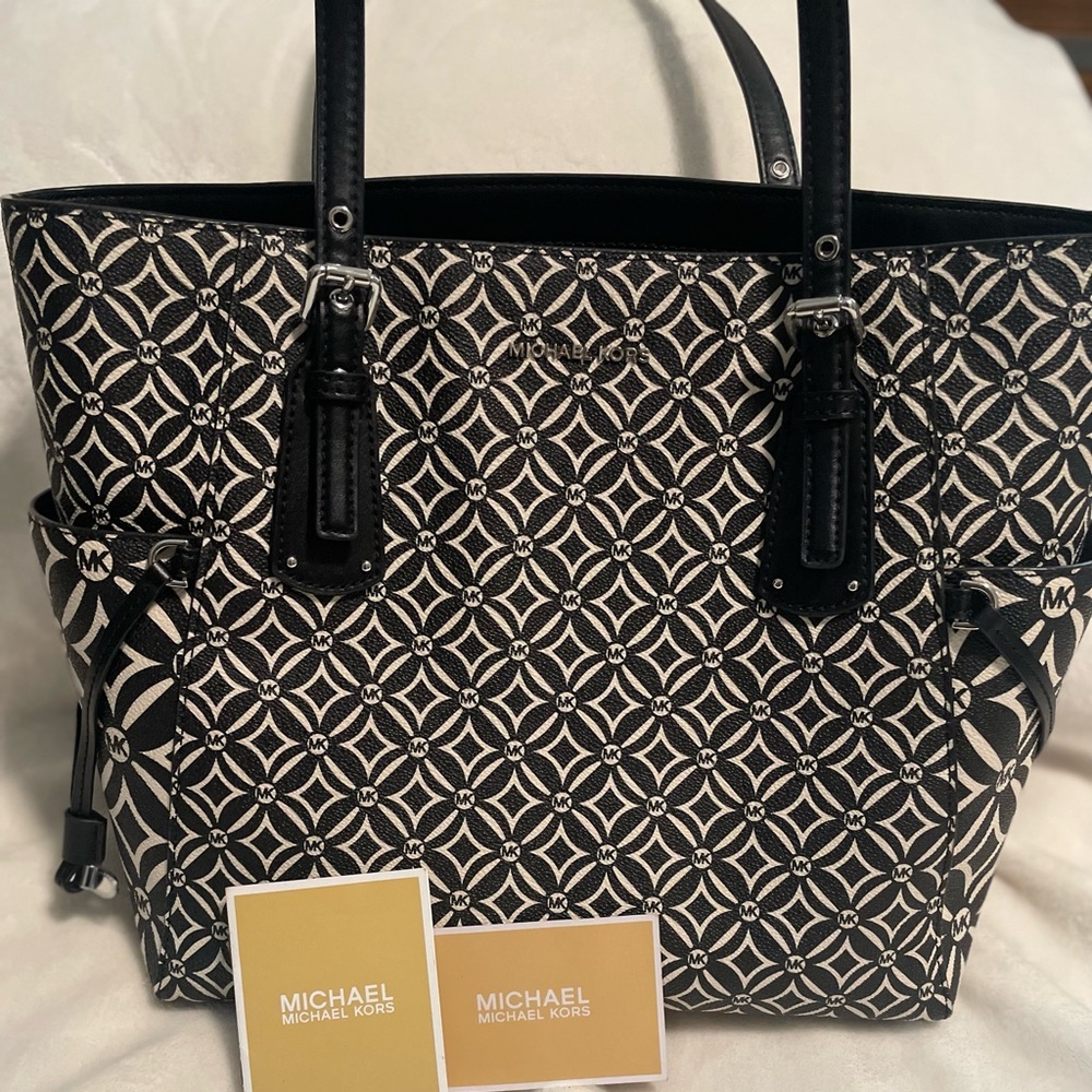 Michael Kors Black and White Voyager Tote